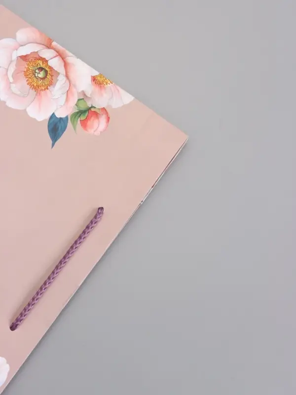 Пакет подарочный ламинированный "Бабочка" 26 х 12 х 32 см