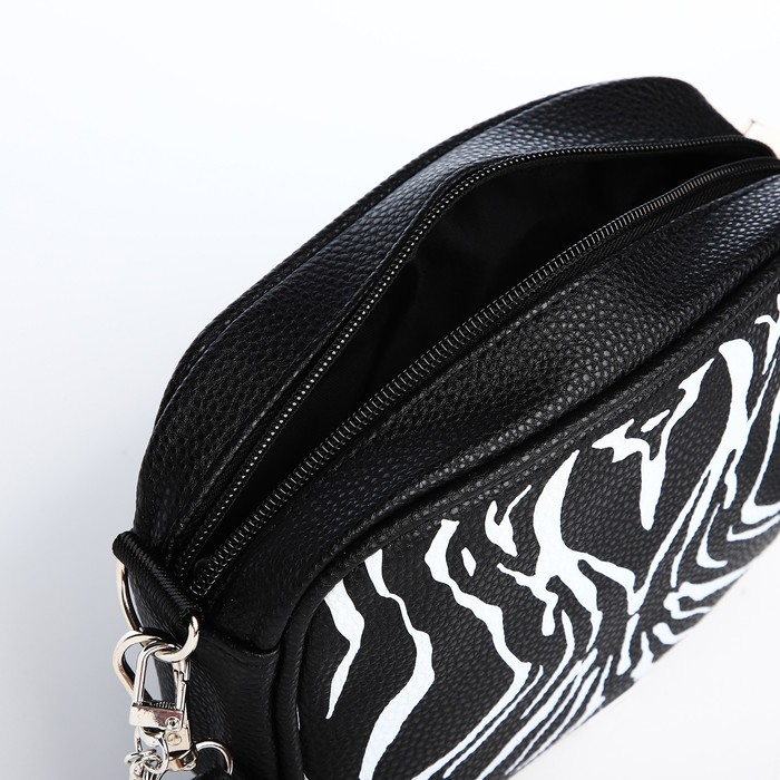 Сумка женская из искусственной кожи «Зебра», 19х14х6 см. Сумка женская из искусственной кожи «Зебра», 19х14х6 см.