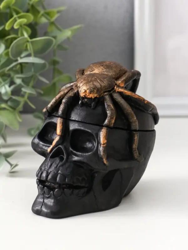 Шкатулка с крышкой «Череп», 10×8×10 см, чёрная