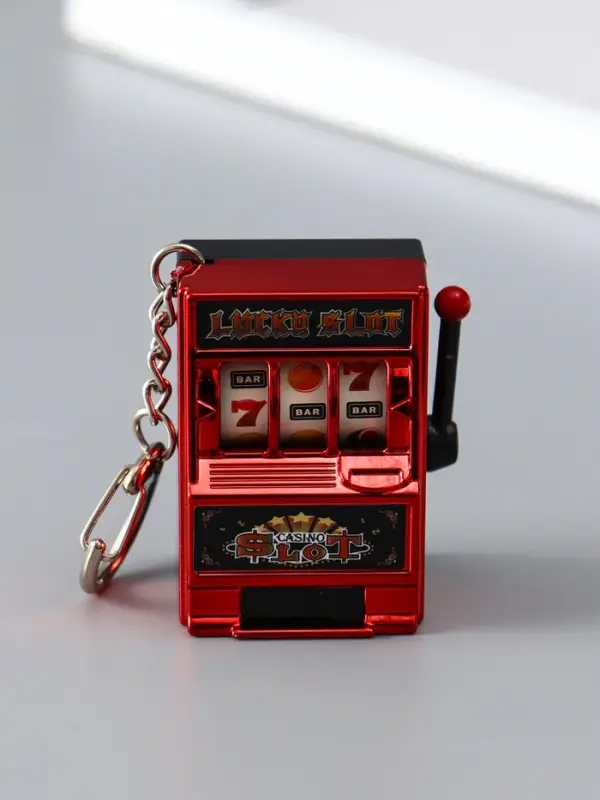 Брелок пластик Брелок пластик "Игровой автомат - казино" красный 2,7х3,4х5 см
