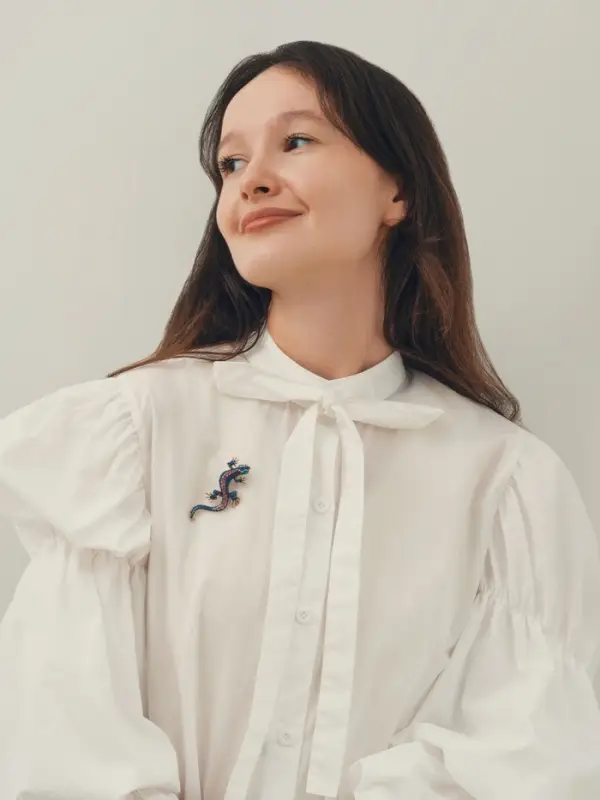 Брошь &laquo;Ящерица изогнутая&raquo;, разноцветная в чернёном золоте