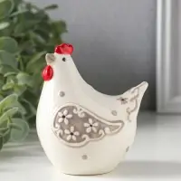 Сувенир керамика "Курочка с цветами на крылышках" 8х6,4х9,2 см