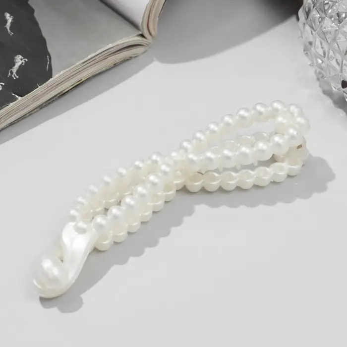 Банан для волос Банан для волос "Венди" бусинки, 10 см, белый