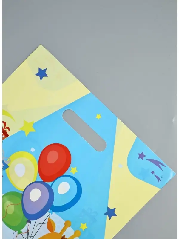 Пакет подарочный &laquo;Веселый жирафик&raquo;, полиэтиленовый с вырубной ручкой, 30&times;40 см, 50 мкм