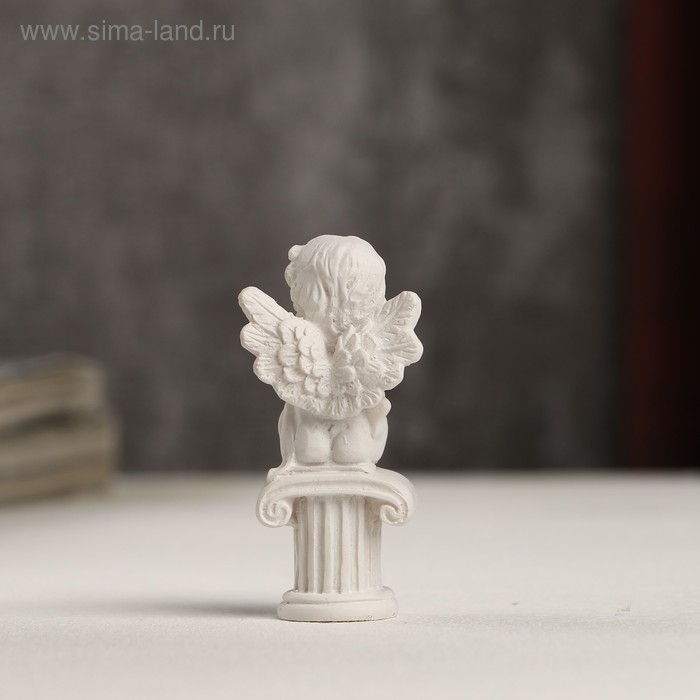 Сувенир полистоун "Белоснежный ангелочек на колонне" 5,5х2,4х2,6 см