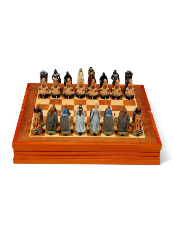 Шахматы  Шахматы "Фэнтези", настольная игра 36 х 36 см, король 7.7 х 2.3 см, пешка 6.1 х 2.3 см