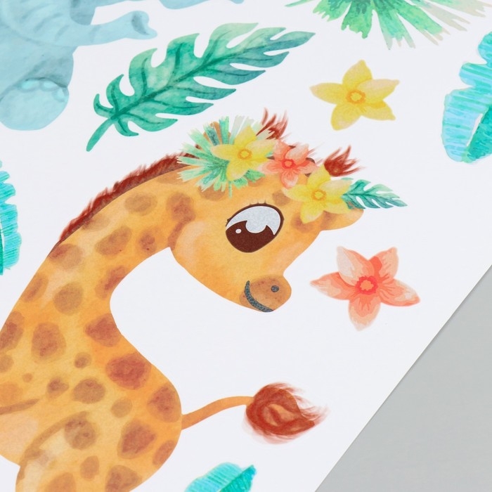 Наклейка интерьерная цветная Наклейка интерьерная цветная "Зверята и экзотические цветы" 50х70 см