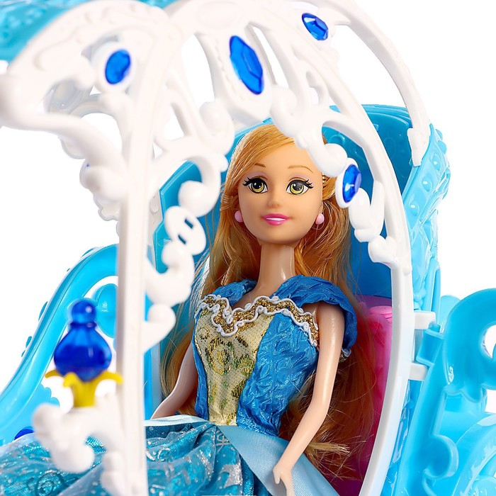 Карета для кукол с куклой, лошадка ходит Карета для кукол с куклой, лошадка ходит