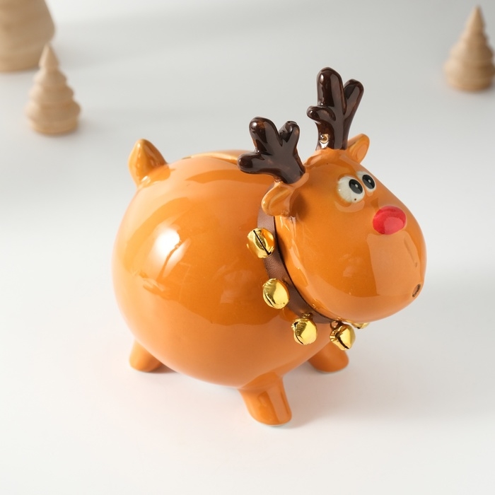 Копилка керамика  Копилка керамика "Поющий олень, в ошейнике с колокольчиками" 9,8х14х15,1 см