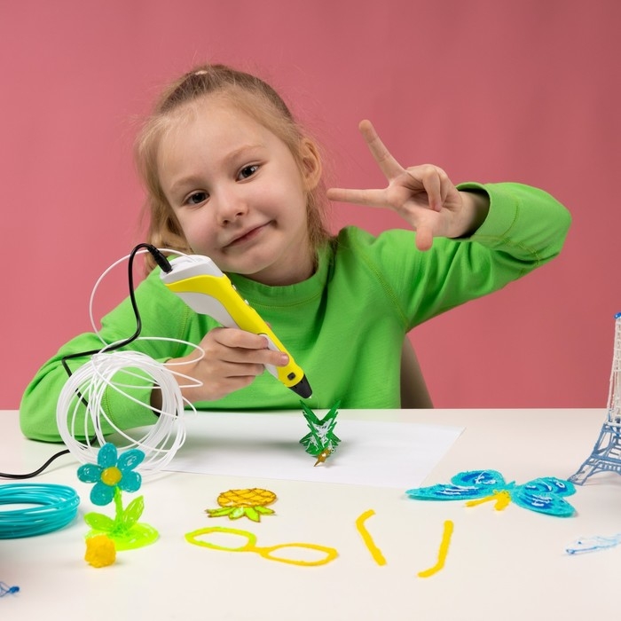 3D ручка Luazon, дисплей, работа с пластиком ABS и PLA, пластик в комплекте, жёлтая 3D ручка Luazon, дисплей, работа с пластиком ABS и PLA, пластик в комплекте, жёлтая