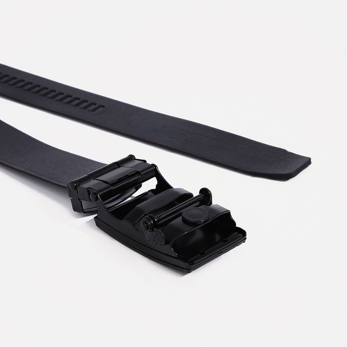 Ремень мужской, ширина 3,5 см, пряжка автомат, цвет чёрный Ремень мужской, ширина 3,5 см, пряжка автомат, цвет чёрный