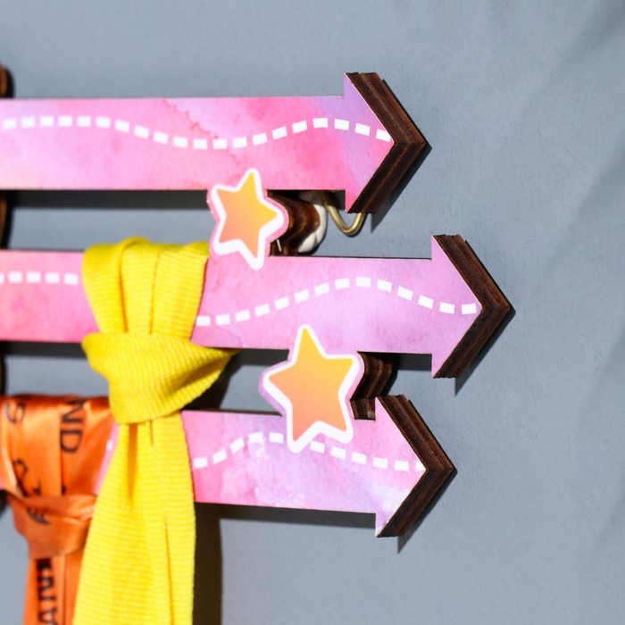 Медальница с наклейкой  Медальница с наклейкой "Ты можешь всё!" 26х12х0,6 см