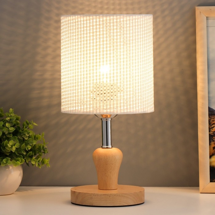 Настольная лампа Настольная лампа "Тирел" Е27 40Вт белый 16х16х30 см RISALUX