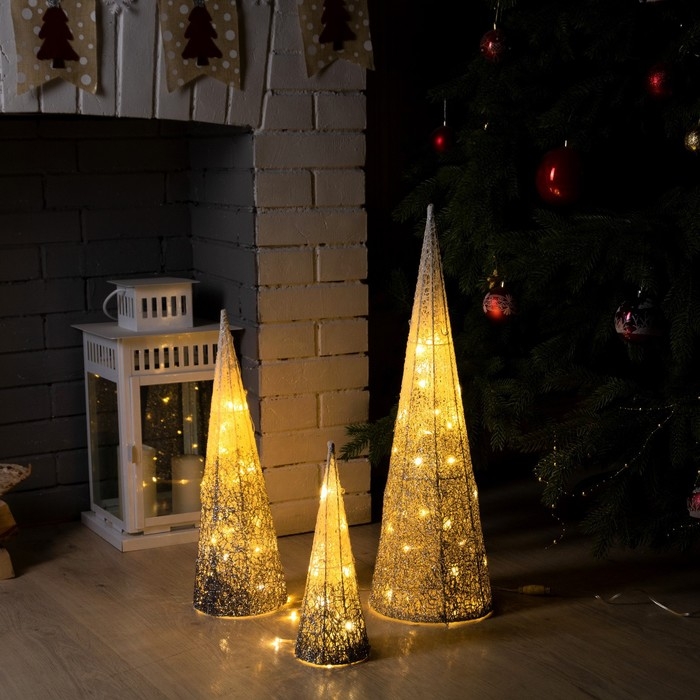 Светодиодная фигура «Серебристые конусы» 30, 45, 60 см, текстиль, металл, 220 В, свечение тёплое белое Светодиодная фигура «Серебристые конусы» 30, 45, 60 см, текстиль, металл, 220 В, свечение тёплое белое