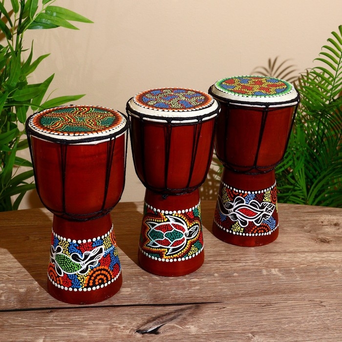 Сувенирный музыкальный инструмент Сувенирный музыкальный инструмент "Барабан Джембе Разноцветный" 13x13x24 см, МИКС