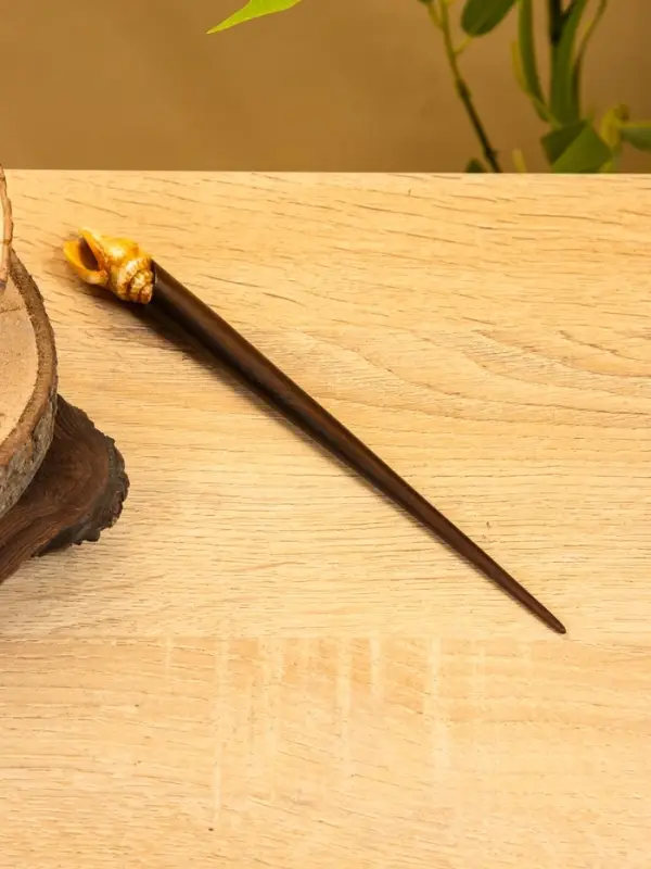 Заколка для волос фигурная, дерево Соно, ракушка, 20 см, цв. тёмно-коричневый