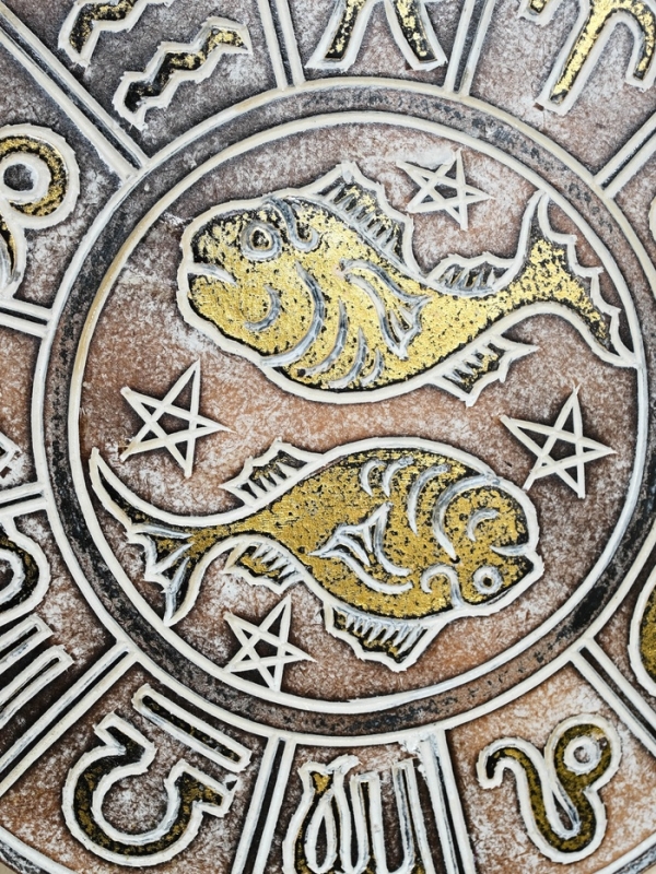 Панно резное МДФ "Рыбы", 30х30х2 см