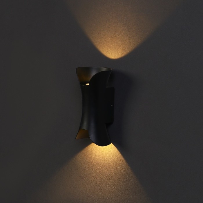 Светильник фасадный «Элегант», FSD-051, 10 Вт, 3000К, 1 луч, IP65, 220 В, пластик, черный Светильник фасадный «Элегант», FSD-051, 10 Вт, 3000К, 1 луч, IP65, 220 В, пластик, черный