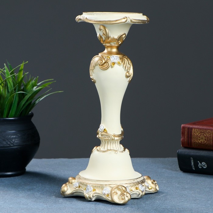 Подсвечник  Подсвечник "С резным квадратным основанием", ваниль/золото 12х12х27 см, для свечи d=2