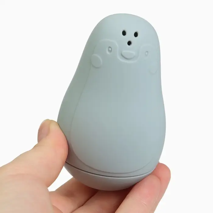 Игрушка для ванны M&B &laquo;Пингвинчик-брызгалка&raquo;, силикон, МИКС