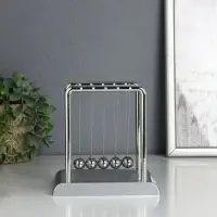 Маятник настольный антистресс &laquo;Шары Ньютона&raquo;, под серебро, 14&times;13.5&times;11.5 см