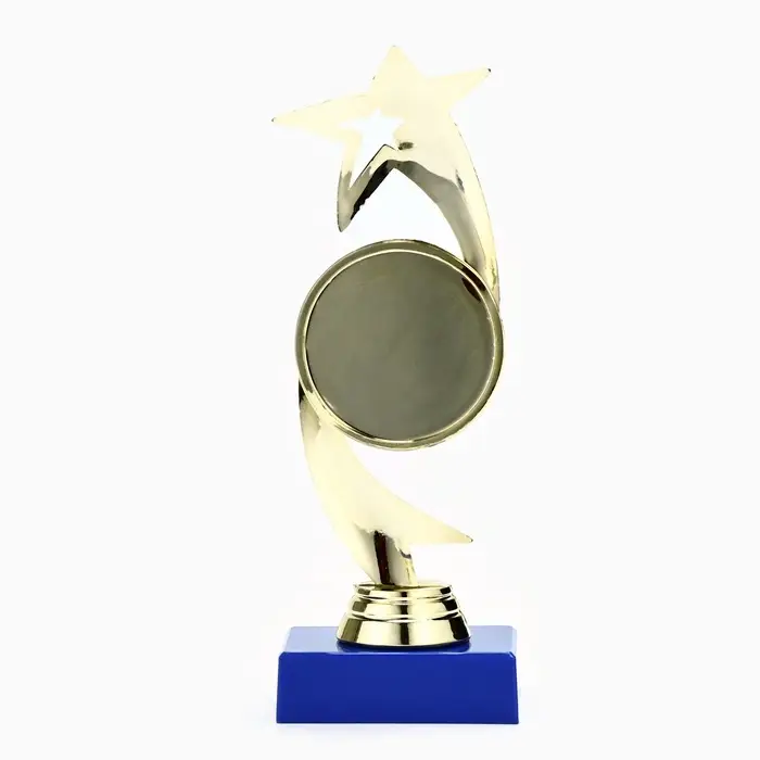 Кубок &laquo;Звезда&raquo;, наградная фигура, подставка пластик синяя, 18&times;6&times;6 см
