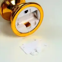 Светодиодная свеча в подсвечнике RISALUX с эффектом живого пламени, LED-ночник, от батареек 2&times;ААА, золото, 7&times;7&times;14.5 см