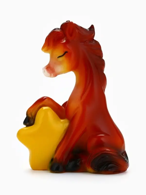 Фигурка новогодняя «Лошадка со звездой» полистоун 9 см Фигурка новогодняя «Лошадка со звездой» полистоун 9 см