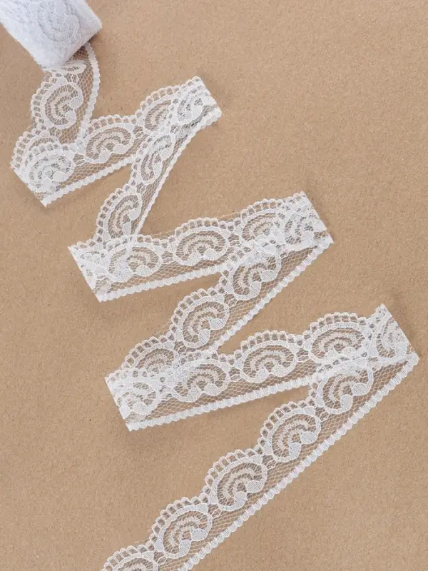 Кружево капроновое, 23 мм, 10&plusmn;1 м, белое