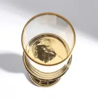 Подсвечник на 1 свечу &laquo;Магистр&raquo;, керамика, стекло, d=8 см, золото, 9.5&times;9.5&times;32 см