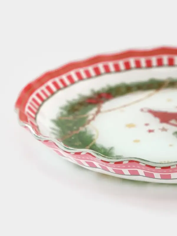 Блюдо сервировочное с бортиком Блюдо сервировочное с бортиком "Сказочное настроение" 19х2,1 см