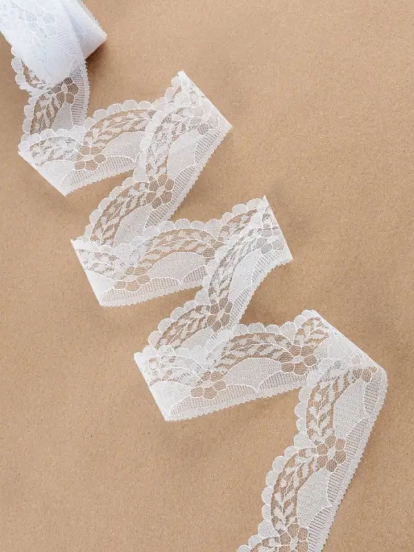 Кружево капроновое, 40 мм, 10&plusmn;1 м, белое