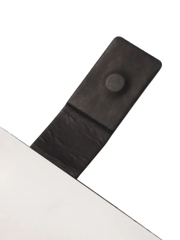 Ежедневник недатированный формат А5, с хлястиком, 128л, линия, пвх, Черный Ежедневник недатированный формат А5, с хлястиком, 128л, линия, пвх, Черный