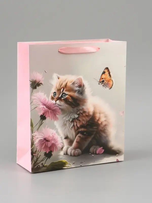 Пакет подарочный ламинированный вертикальный &laquo;Котик и цветок&raquo;, M 26&times;32&times;12 см