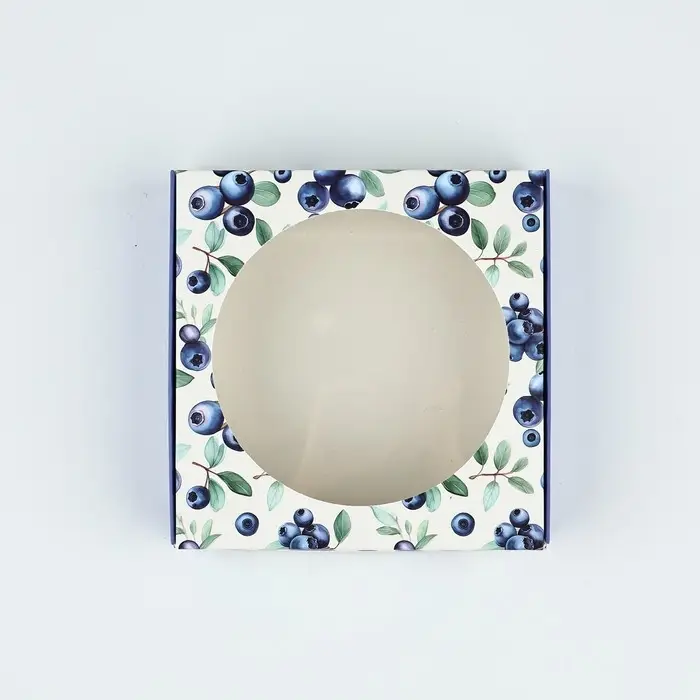 Коробка для макарун с низкими бортами «Ягоды», 11 х 11 х 3 см