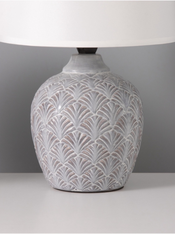 Настольная лампа Настольная лампа "Каролина" 1х15Вт Е14 серый 20х20х29см