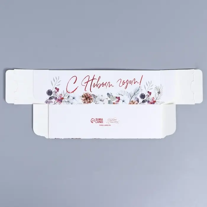 Коробка для макарун «Снежный венок» 18×5.5×5.5 см Коробка для макарун «Снежный венок» 18×5.5×5.5 см