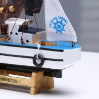 Сувенирная модель корабля &laquo;Рыбацкое судно&raquo;, 16&times;16 см