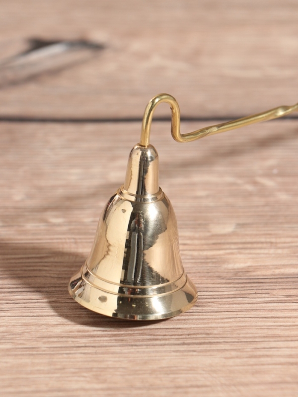 Гаситель для свечей «Завиток», латунь, 25 см Гаситель для свечей «Завиток», латунь, 25 см