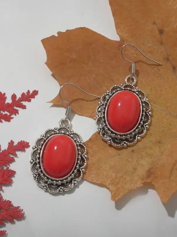 Серьги под натуральный камень &laquo;Натурель&raquo;, овал в кайме, красные в чернёном серебре