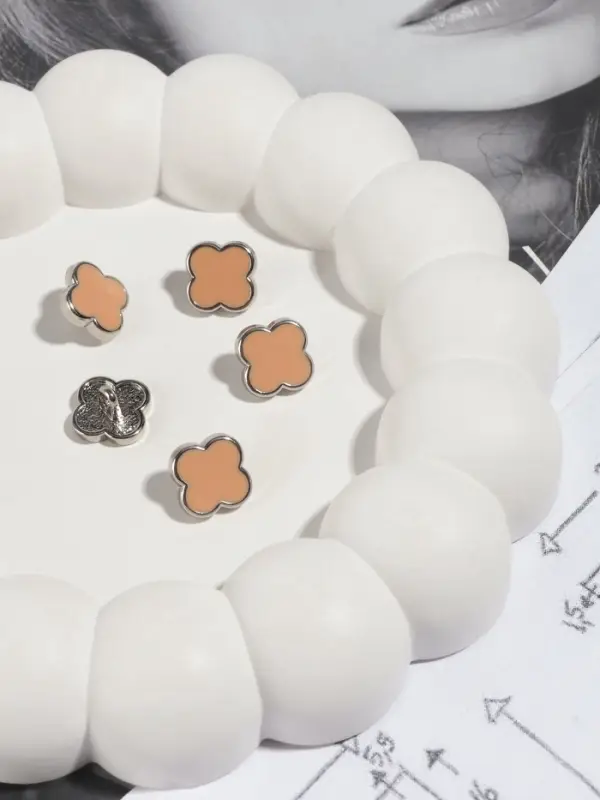 Пуговицы на ножке &laquo;Клевер&raquo;, d=13 мм, набор 5 шт., цвет серебряный, коричневый