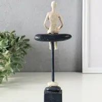 Сувенир полистоун "Абстракция. Человек на краю" серый с бежевым 9,5х6х27 см Сувенир полистоун "Абстракция. Человек на краю" серый с бежевым 9,5х6х27 см