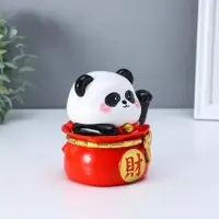 Маятник пластик от солнечной батареи "Панда в красном мешке" 11,2х14,3х15,3 см