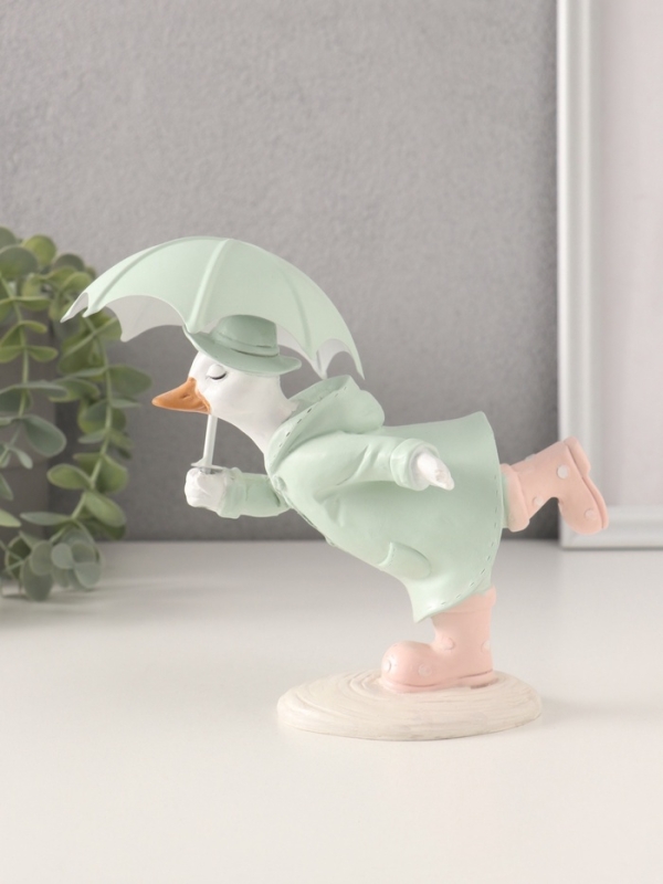 Сувенир полистоун Сувенир полистоун "Утка в зелёном дождевике в сапогах в горох, с зонтом" 15х9х12,5 см