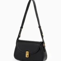 Сумка женская мессенджер TEXTURA на клапане, 23&times;6&times;13 см, чёрная