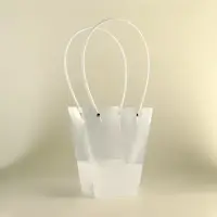 Сумка для цветов прозрачная, влагостойкая, белая, 20&times;17&times;10 см