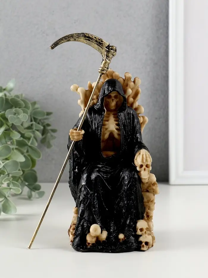 Сувенир полистоун "Скелет на троне с косой" 9х9х16,7 см Сувенир полистоун "Скелет на троне с косой" 9х9х16,7 см