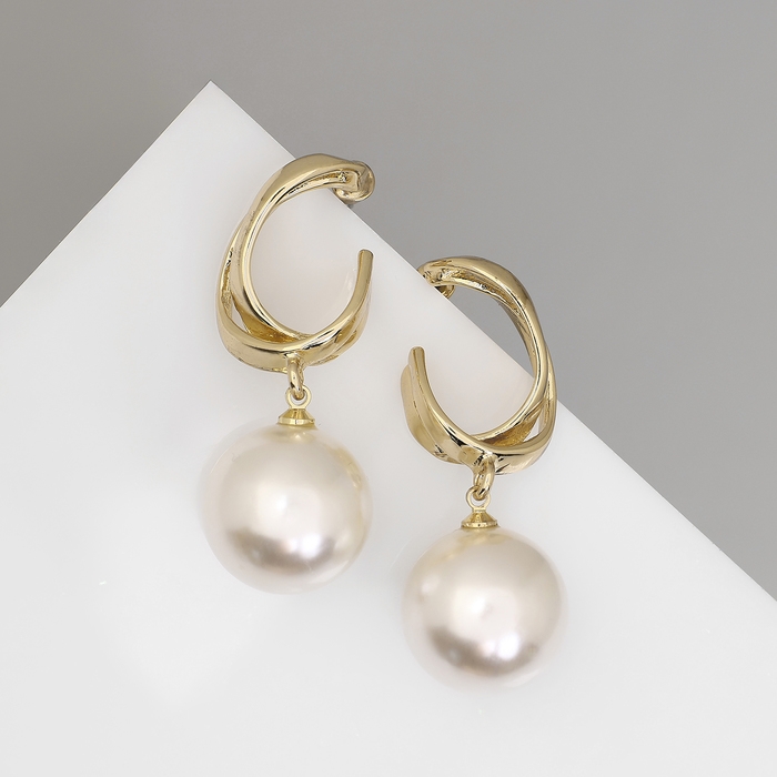 Серьги с жемчугом «Бусина» крупная, цвет золото Серьги с жемчугом «Бусина» крупная, цвет золото
