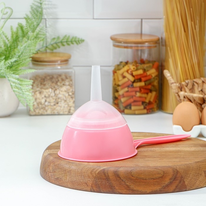 Воронка-сито пластиковая «Комбо», 24,5×12×14,5 см, цвет МИКС Воронка-сито пластиковая «Комбо», 24,5×12×14,5 см, цвет МИКС