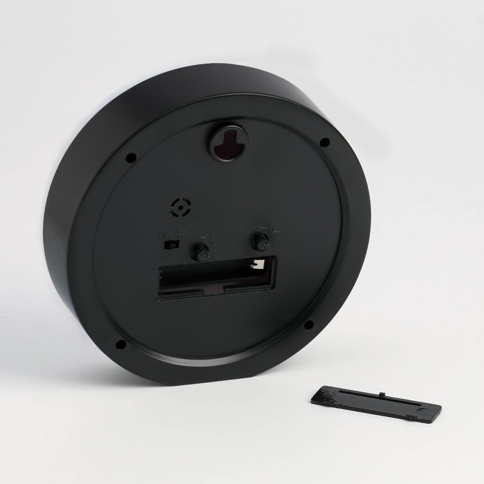 Часы - будильник настольные Часы - будильник настольные "Классика", с подвесом, дискретный ход, 15 х 4 см